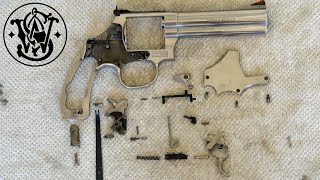 Smith amp Wesson 686 Disassembly [upl. by Aya]