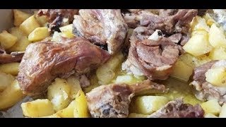 Agnello con patate al forno [upl. by Misha]