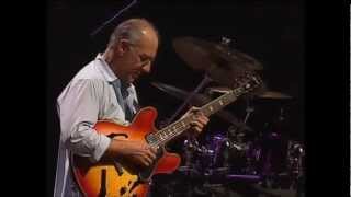 The Guitar Gods  Larry Carlton  quotBlues Forcequot [upl. by Ong620]