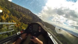 Glider Enjoying 100 Mile Ridge Flight Over the Rocky Mountains [upl. by Shama]