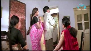 Chiranjeevulu  Ravi Teja Removes Saree [upl. by Ogires]